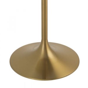 Fot i borstad mässing och som sträcker ut sig likt en trumpet.